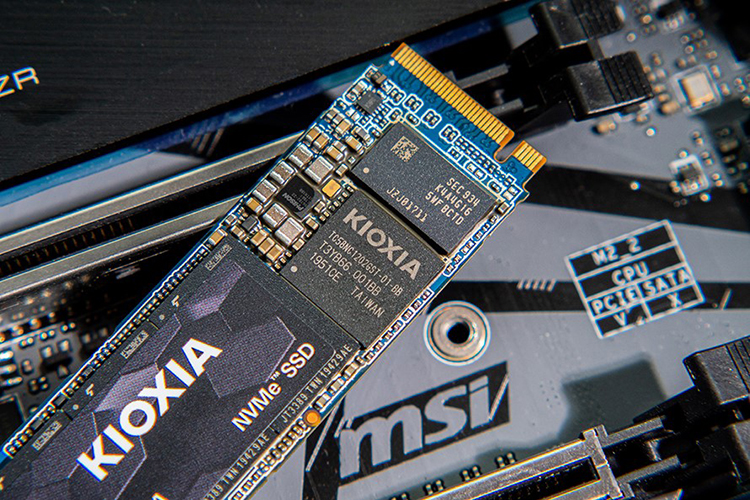 為什么固態硬盤越用越慢？